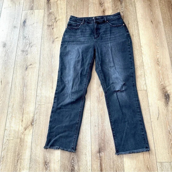 Loft Made and Loved The Curvy Straight Crop Black Mid-Rise Denim Size 28/6 GUC - Picture 2 of 9